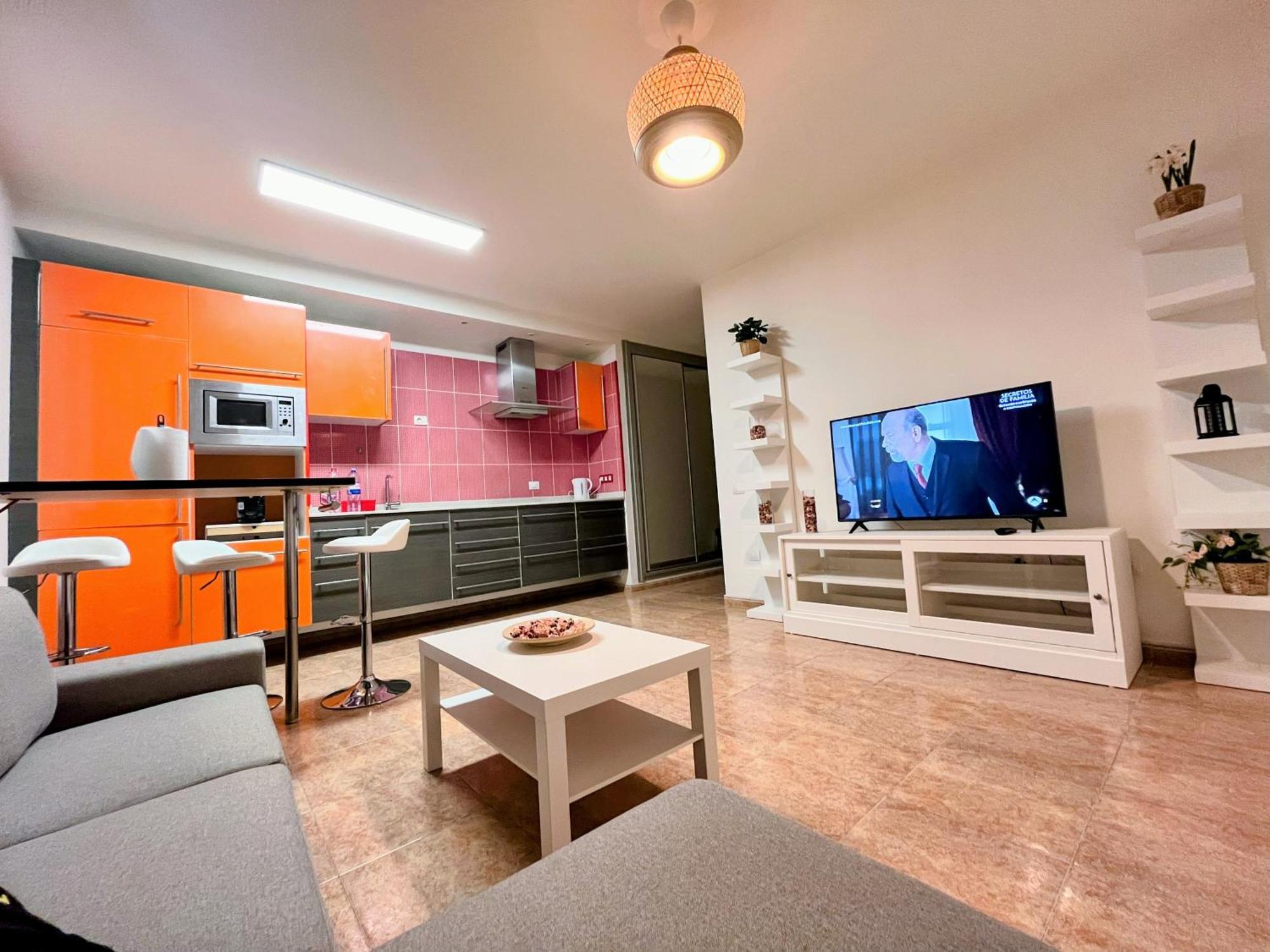 Melo Home 1 Near Airport, Elevator Vecindario  Exterior photo